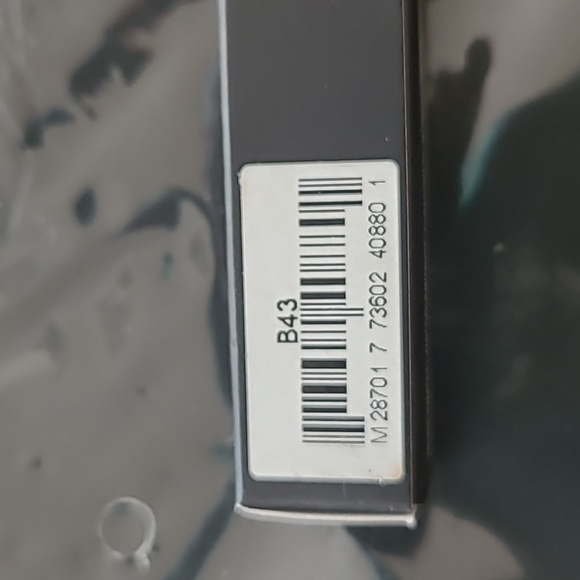 MAC Brow Set and Cosmetic bag - Picture 2 of 5